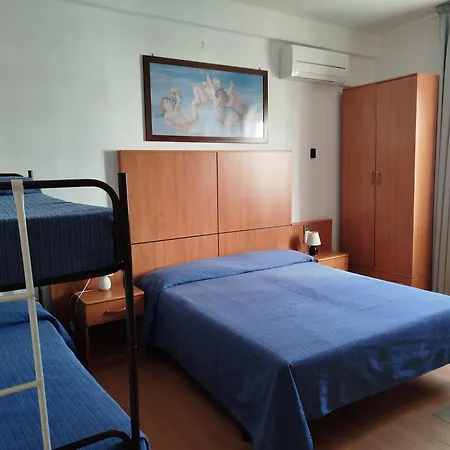 Hotel Silva Frontemare 2*